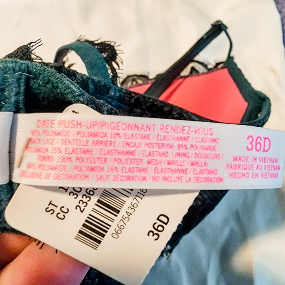Victoria Secret PINK Lace Push Up Balconette Bra - Picture 6 of 7